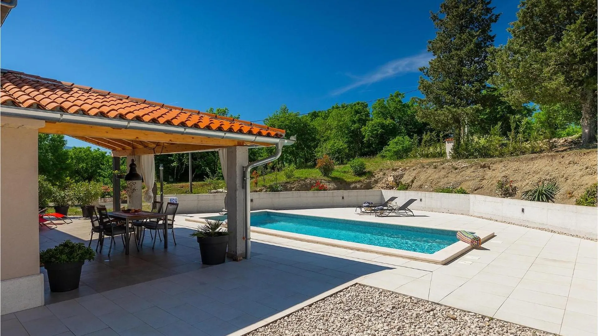 Ferienhaus Villa Des4U Kostrcani
