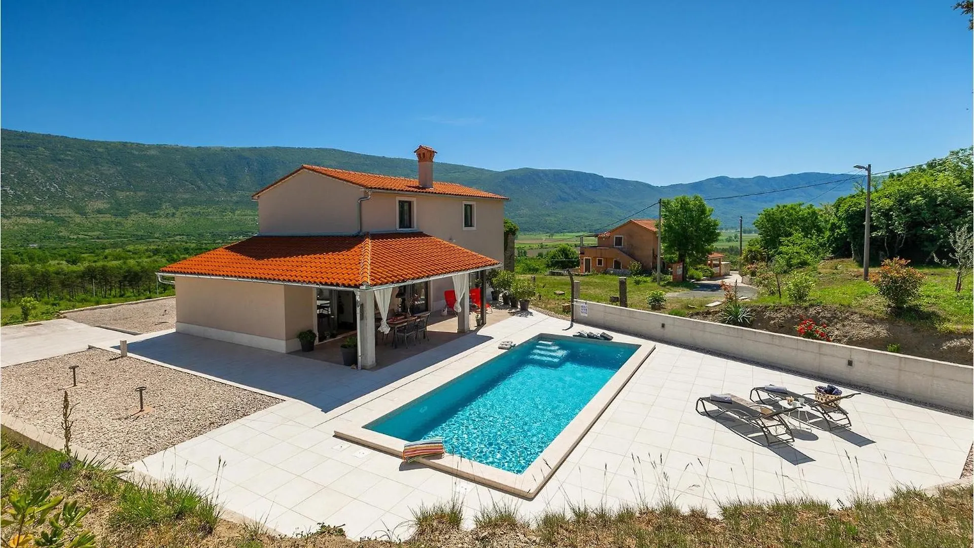 Villa Des4U Kostrcani